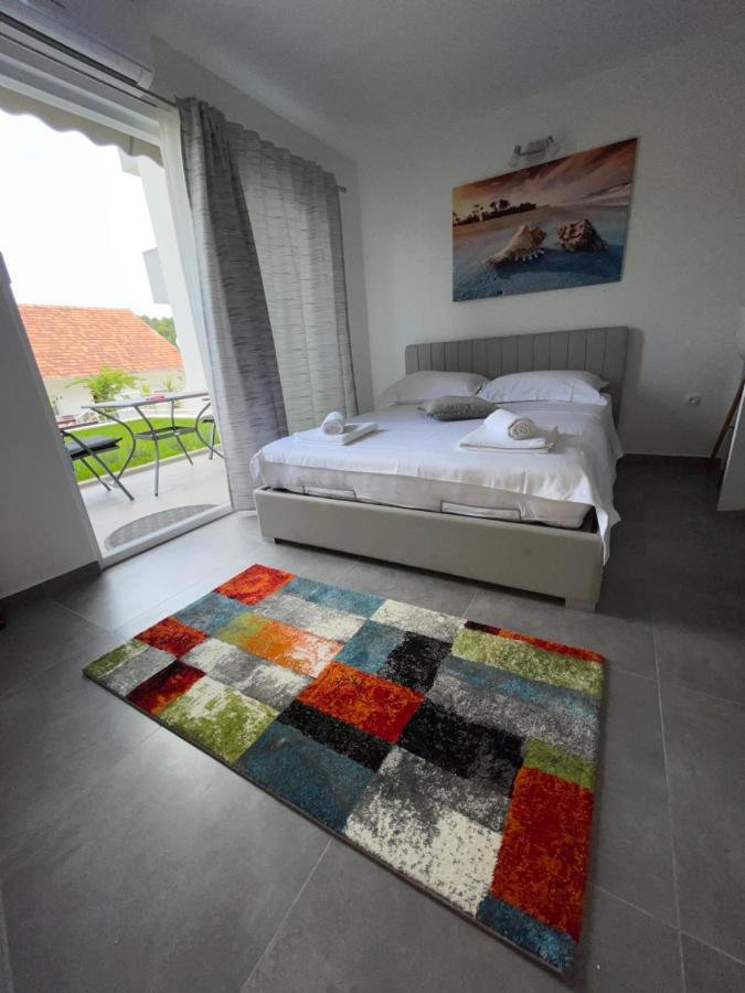 Villa Milena Sweet Apartment-With A Pool Trogir Buitenkant foto