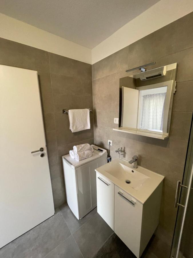 Villa Milena Sweet Apartment-With A Pool Trogir Buitenkant foto